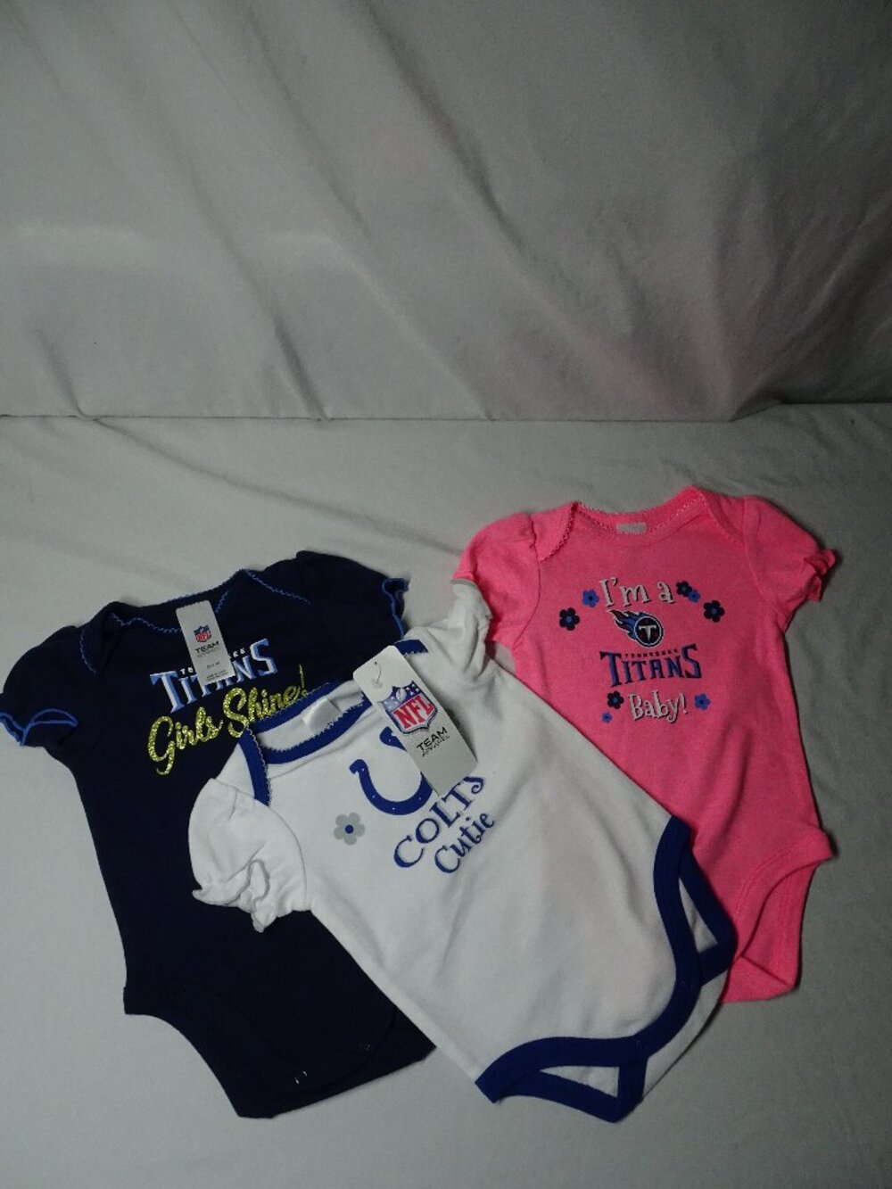 NFL Tennessee Titians Baby Girl 3 One Pieces Size 0-3 Months